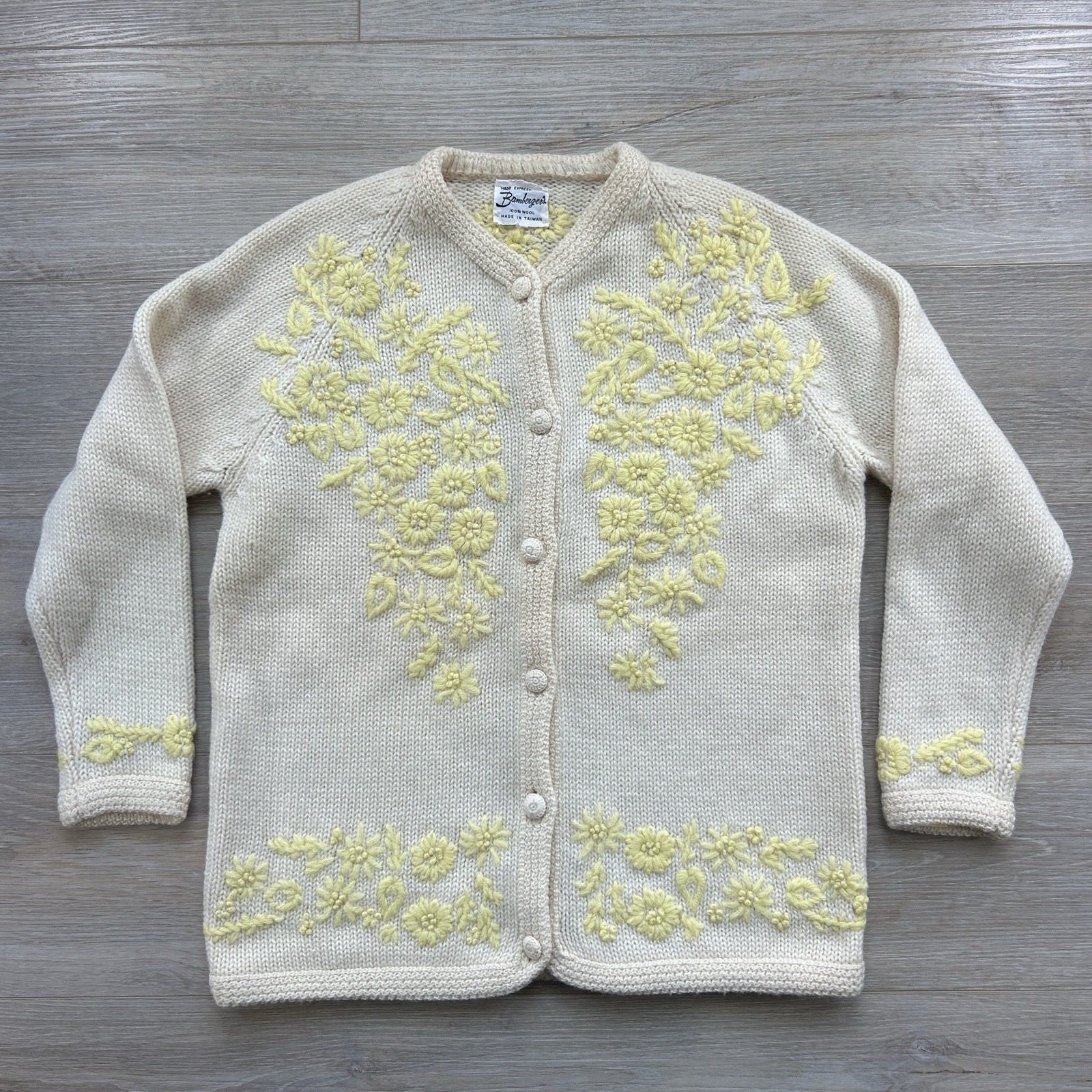 Vtg Bamberger's Med Wool Cream Yellow Embroidered Cardigan Sweater Cottagecore